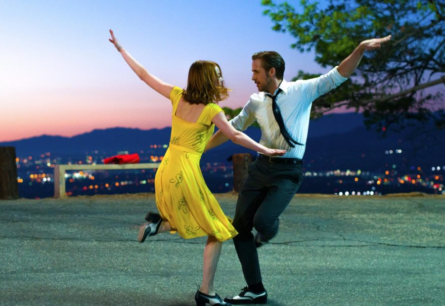 Emma Stone as Mia and Ryan Gosling as Sebastian dancing to A Lovely Night in La La Land. (Dale Robinette/Summit Entertainment)