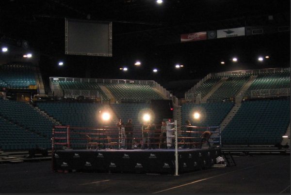 Boxing ring, MGM Grand by runneralan2004 is licensed under CC BY 2.0.
