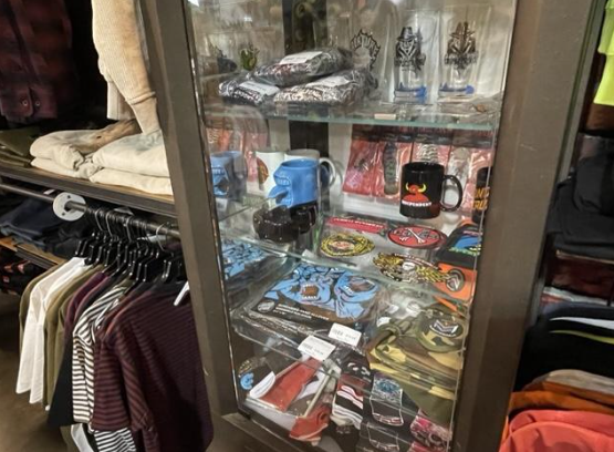 A display case of items that costumers cab buy. 