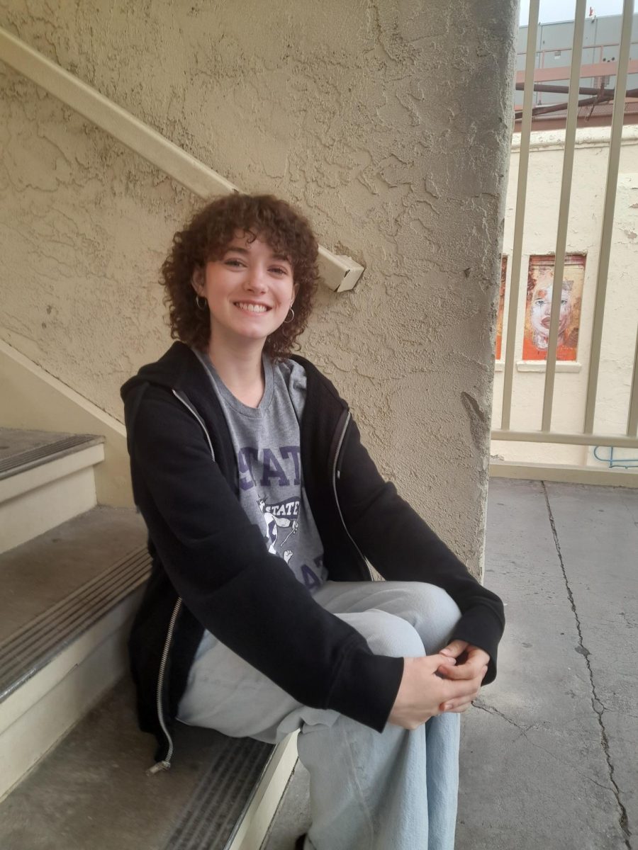 Madi Morris on the steps of Knapp.