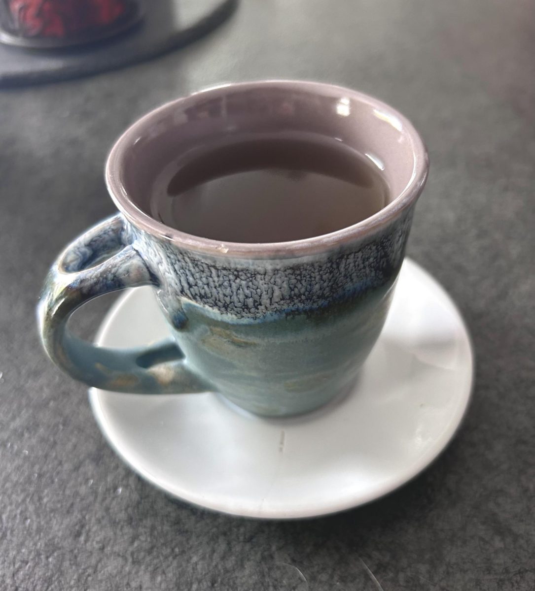 Earl Grey tea is a simple tea that many people love.