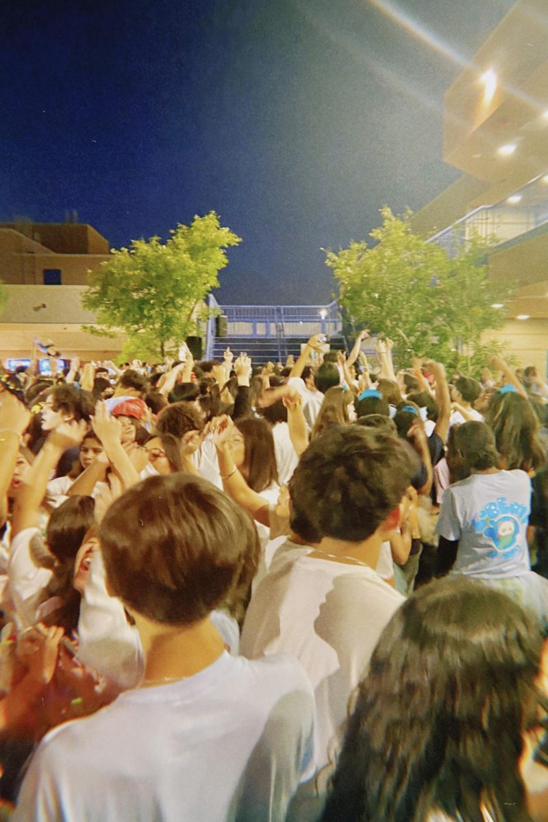 Members from many schools gather cheers at Sierra HS Key Club  for RTC. (Photo by Tina Nguyen & Jalen Centilian)